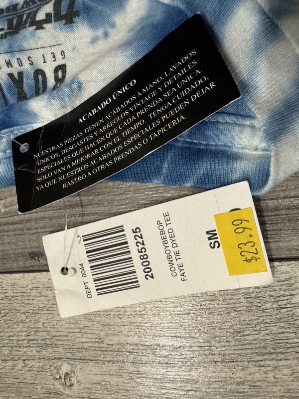 NEW Cowboy Bebop Faye Valentine Tie Dye Shirt Mens Small Blue Anime BoxLunch gallery