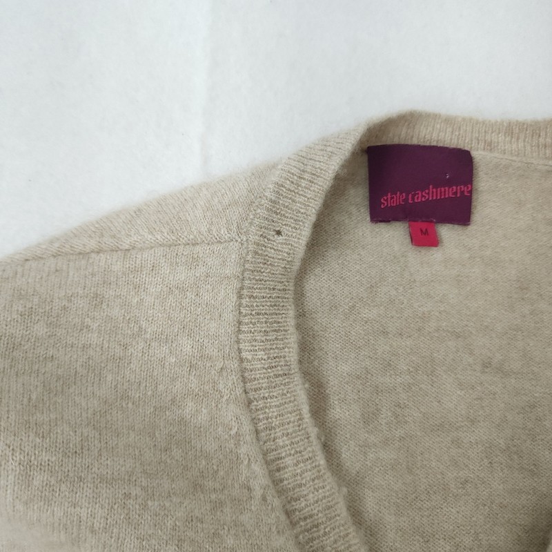 State 100% Cashmere Basic V-Neck Sweater Beige Tan Mens Size M Long Sleeve gallery