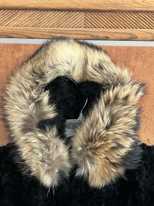 NWT Paula Lishman Knit Fur Vest Sheared Beaver Racoon Trim Hood Woman’s Size L