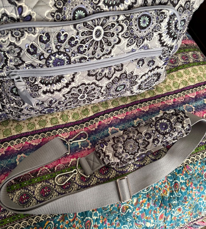 Vera Bradley large Weekender Travel Bag gray Tranquil Medallion pattern gallery