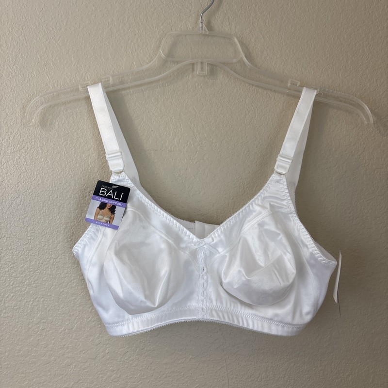 Beauty by Bali Womens Size 38DD Classic Support Wirefree Bra DFB820 White NEW