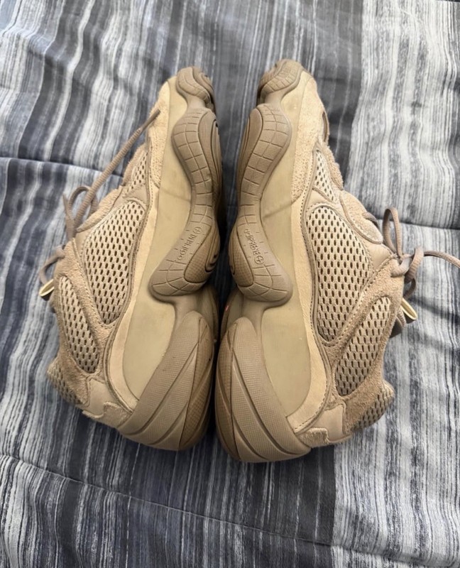 adidas Yeezy 500 Beige Low Top Suede Lace-Up Men’s Sneakers Rubber Sole