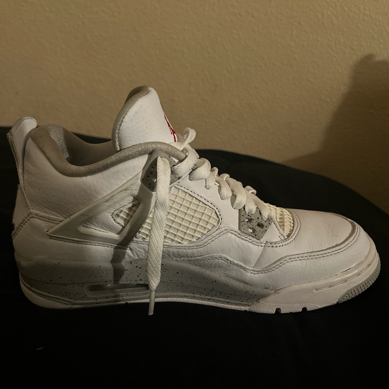 Size 7 - Jordan 4 Retro Mid White Oreo gallery