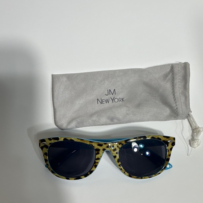 JM New York Women’s Cat Eye Sunglasses Blue Animal Print Frame Black Tinted Lens