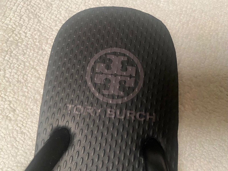NWOB TORY BURCH MONOGRAM FLIP FLOPS 8 rubber thong sandals Black - NEW gallery
