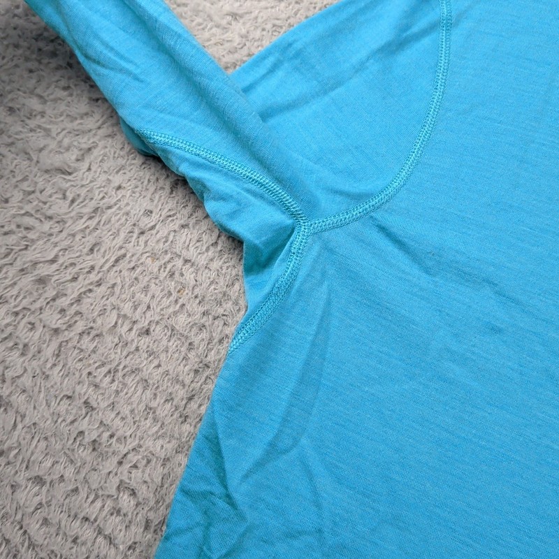 Ice Breaker Merino Shirt Womens M Teal Body Fit Baselayer Wicking Wool 200 gallery