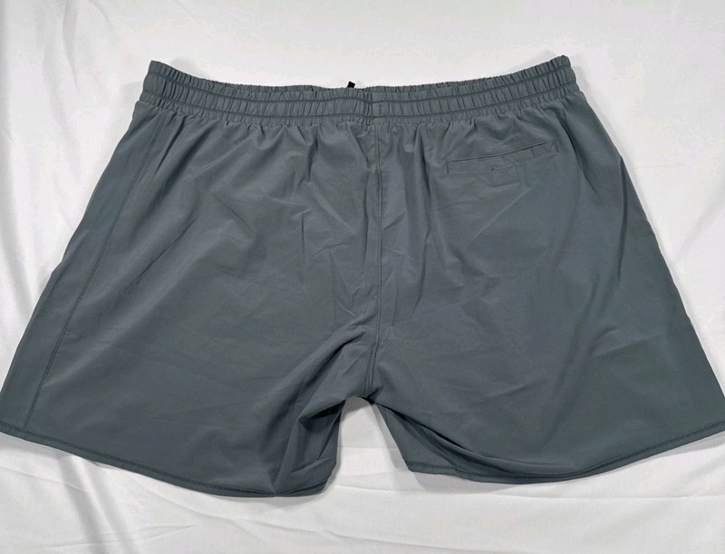 Road Runner Korsa Women’s High Five Pocket 5” Shorts Size XXL New With Tags gallery
