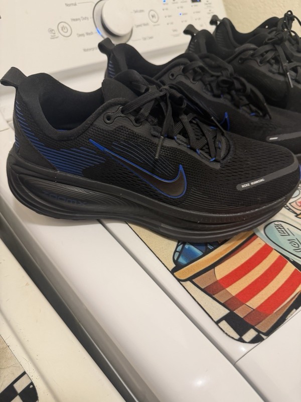 Nike ZoomX Invincible Run Flyknit 3 Men’s Black/Blue Low Top Running