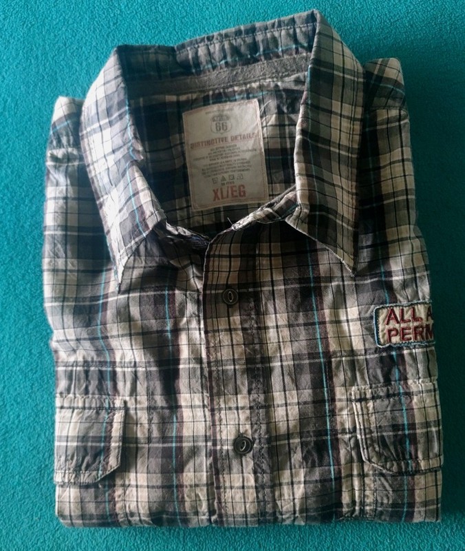 Distinctive Details Shirt XL (#25) gallery