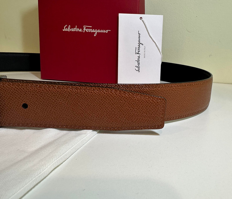 ADJUSTABLE REVERSIBLE RADICA/NERO LEATHER SALVATORE FERRAGAMO BELT GUNMETAL BUCK gallery