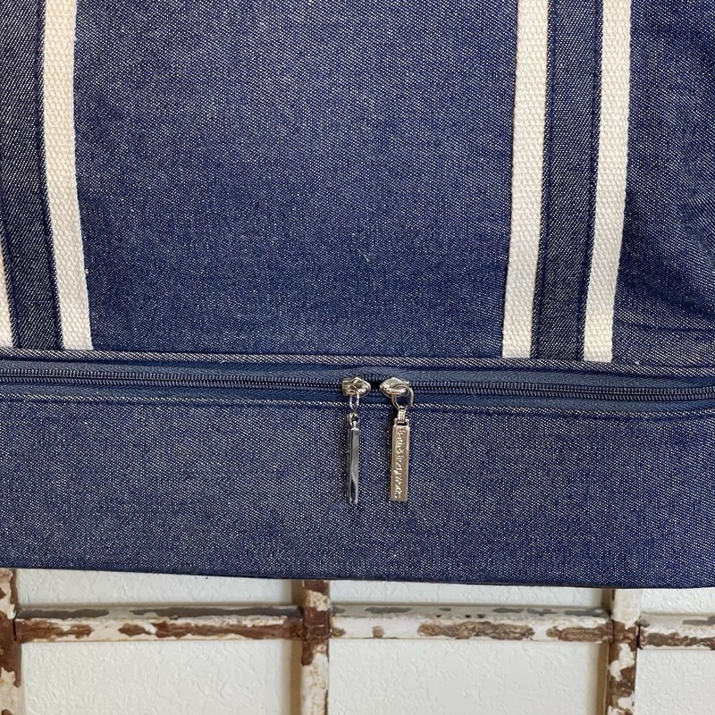 New Bath And Body Works Blue Denim Travel Bag 2 Cosmetic Cases Compartment Tote gallery