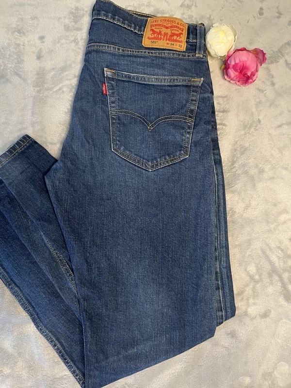 Levi’s Men’s Blue Slim Tapered Low Rise Denim Jeans Medium Wash Water Less