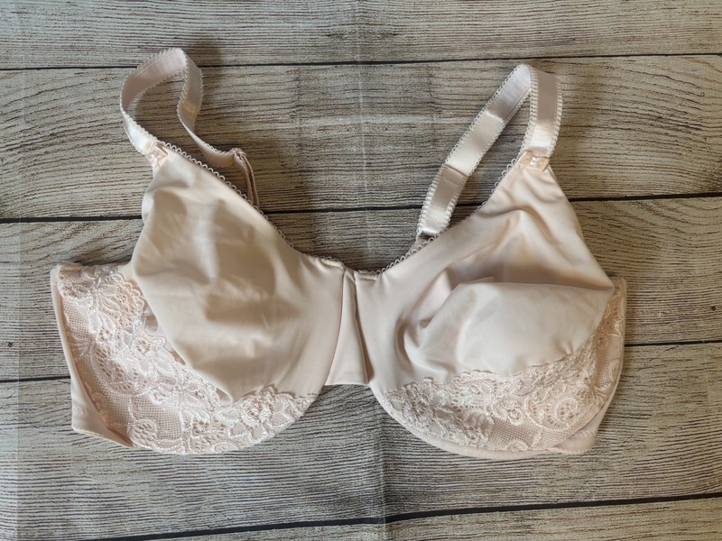 OLGA by Warners Luxury Lift Full Coverage Underwire Bra Pale Pink 42DD