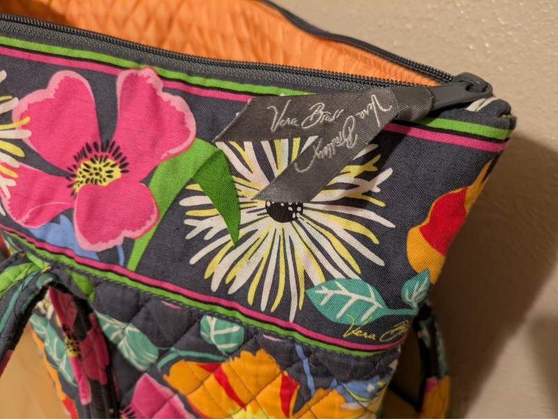 Vera Bradley Miller Travel Bag & Matching Cosmetic Pouch Jazzy Blooms Retired gallery