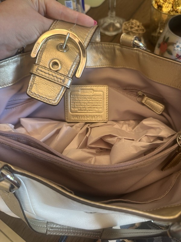 Coach Soho East/West Tote (Style F18751) gallery