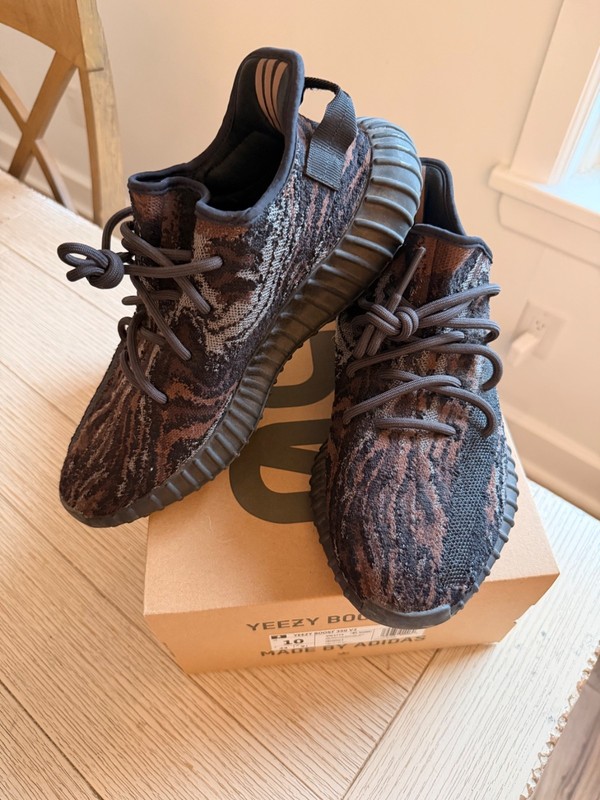 Yeezy Collection Bundle Size 10 | 350 V2 + 380 Mist + 700 V3 Clay Brown | Authen gallery