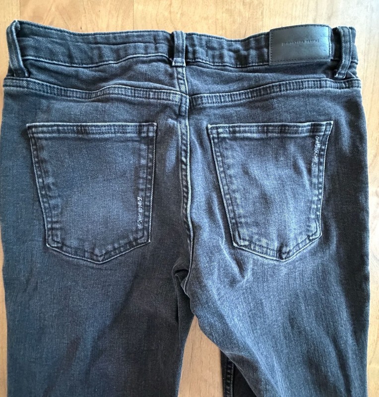 Zara Signature Denim Black Distressed Raw Hem Skinny Jeans Size 8 gallery