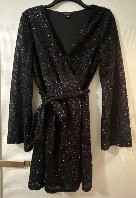 City Studio Women’s Black Glitter Wrap V-Neck Long Sleeve Short Dress Size M