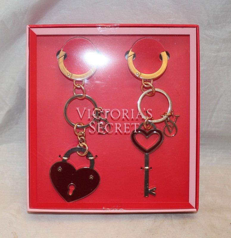 Victoria’s Secret Key to Your Heart Bag Charm Key Chain Ring Set – Lock and Key