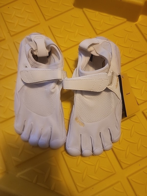 Vibram FiveFingers KSO Vintage 21M1410 Size 6-6.5