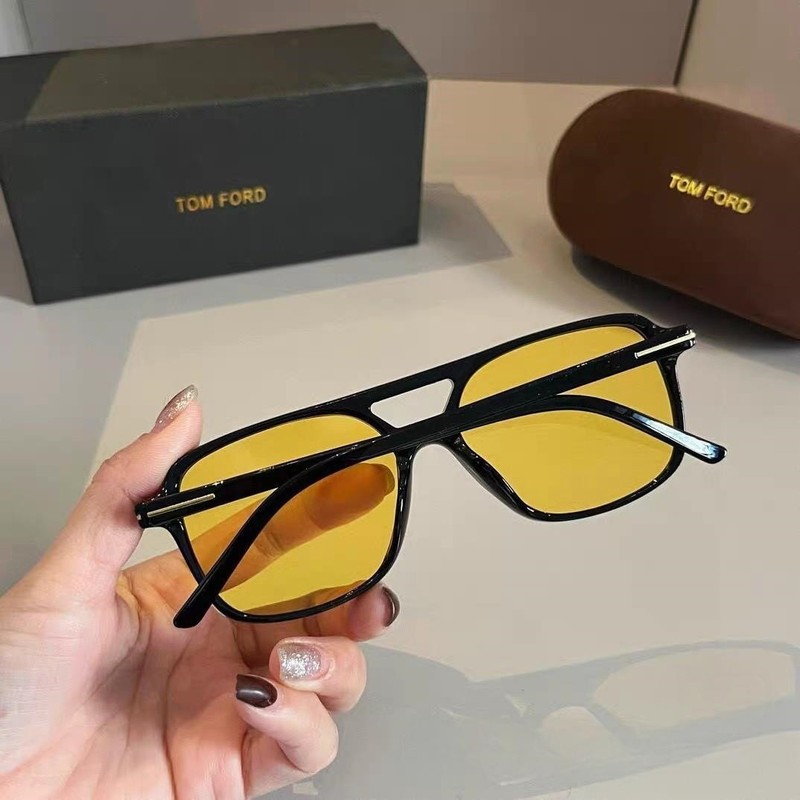 Tom Ford 6018-140 Black Frame Yellow Lens Sunglasses New With Box, Cloth, Bag gallery
