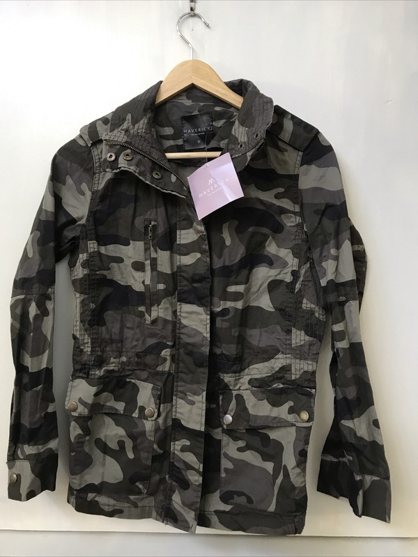 Maverick The Collection Green Camo Full Zip Utility Jacket Size S Small NWT