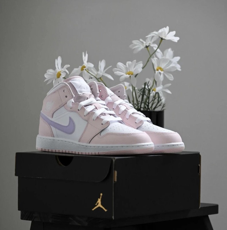 Nike Air Jordan 1 Mid Pink Wash Violet Frost White FD8780-601 Size 8 woman’s gallery