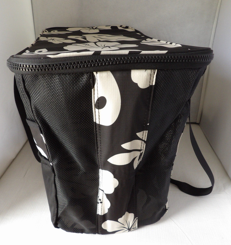 NWT Authentic ALOHA COLLECTION CLEVERMADE Beige, Black Collapsible Beach Tote gallery