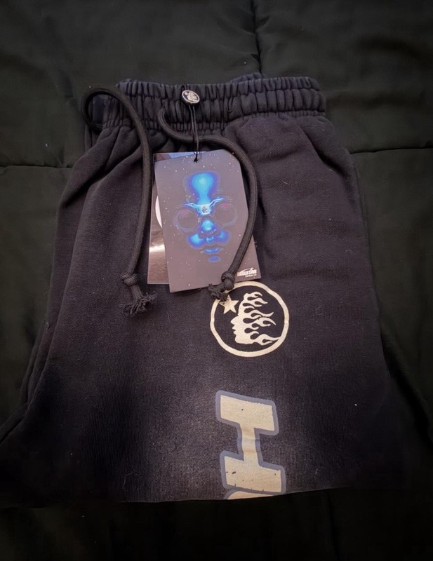 HELLSTAR Men’s Black Sweatpants