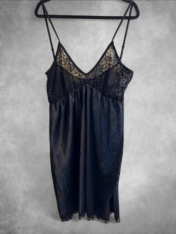 PrettyLittleThing Black Lace Trim Full Slip, Adjustable Straps, Size 22