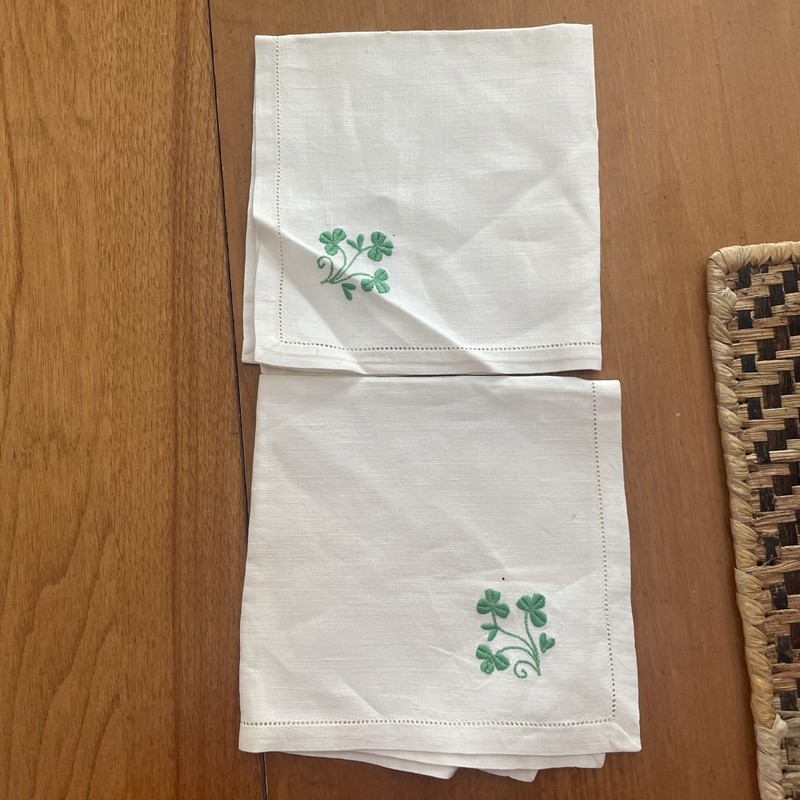 Vtg Hankie Irish Linen Wedding Green Small Flowers Shamrock 11.5”x11.5” Set