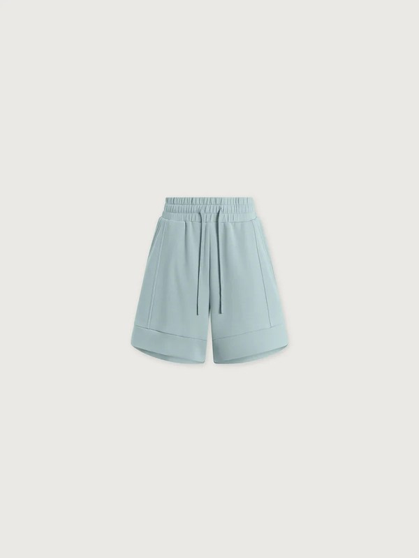 Brand New Varley Atrium High-Rise Short 4.5" Multiple Colors and Sizes Available gallery