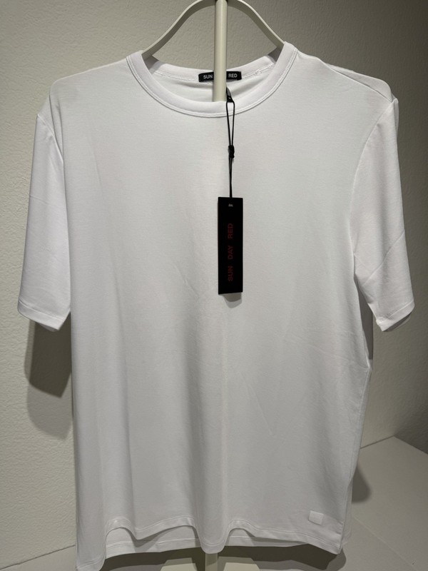 SUN DAY RED Cypress Tee Men’s White Crew Neck Short Sleeve Classic Fit T-Shirt M