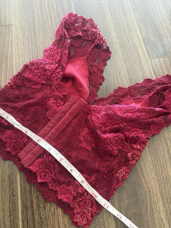 Bebe red sequin Top gallery