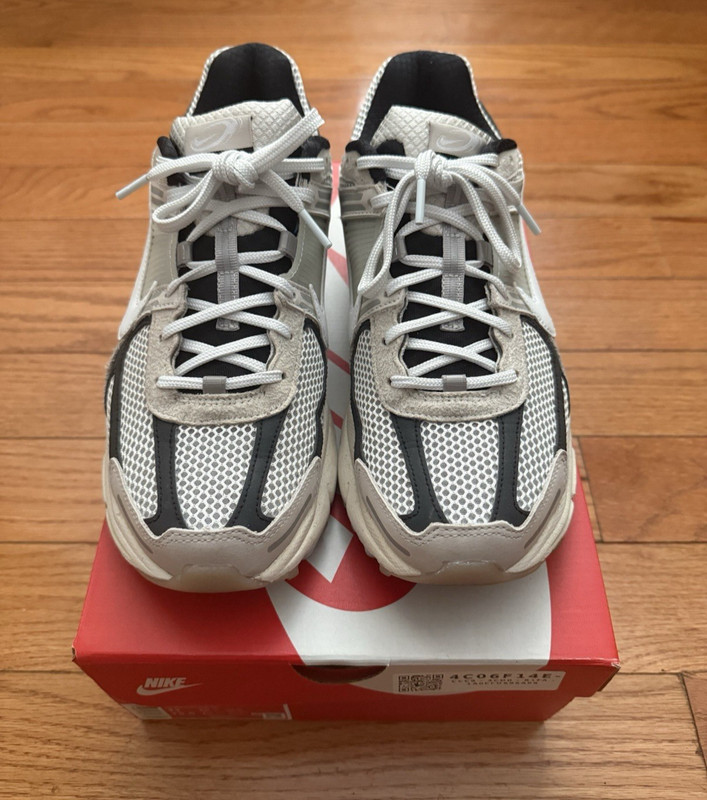 Nike Air Zoom Vomero 5 “Supersonic” Men's Size US 11 gallery