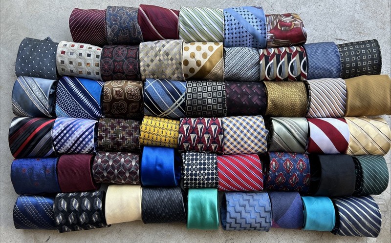 30 Pcs Neckties Lot Mix Repurpose Quilt Cutter Multicolor Vintage Modern Variety