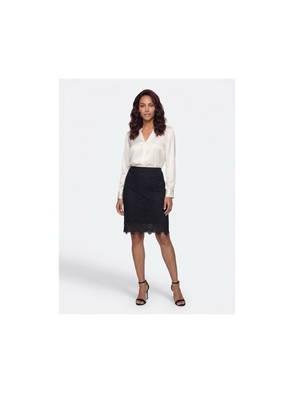 ELLE Scalloped Lace Pencil Skirt in Black