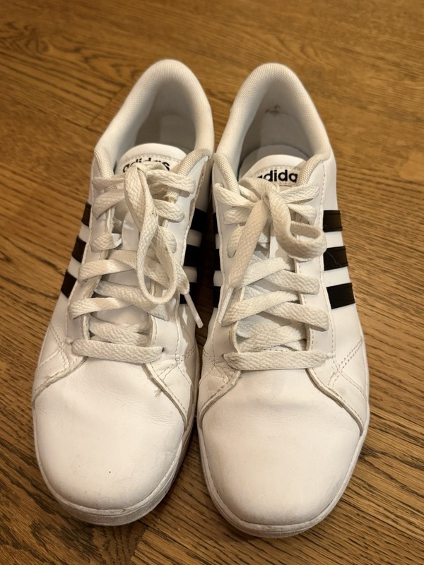 Adidas NEO comfort Footbed Baseline White - Black Womens size 6 (AW4299) gallery