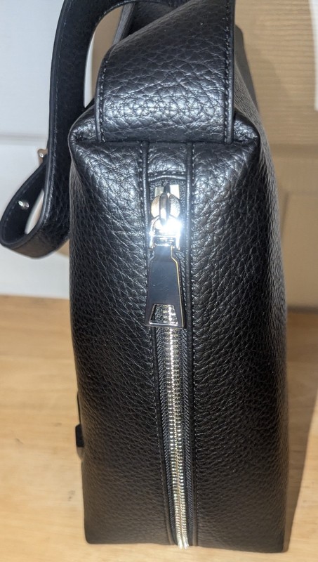 DKNY Zia Women's Hobo Bag - Black gallery