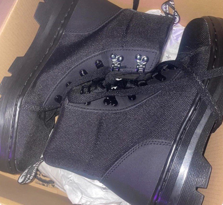Dr. Martens Combs W Black Canvas Lace-Up Combat Ankle Boots Women’s US 8