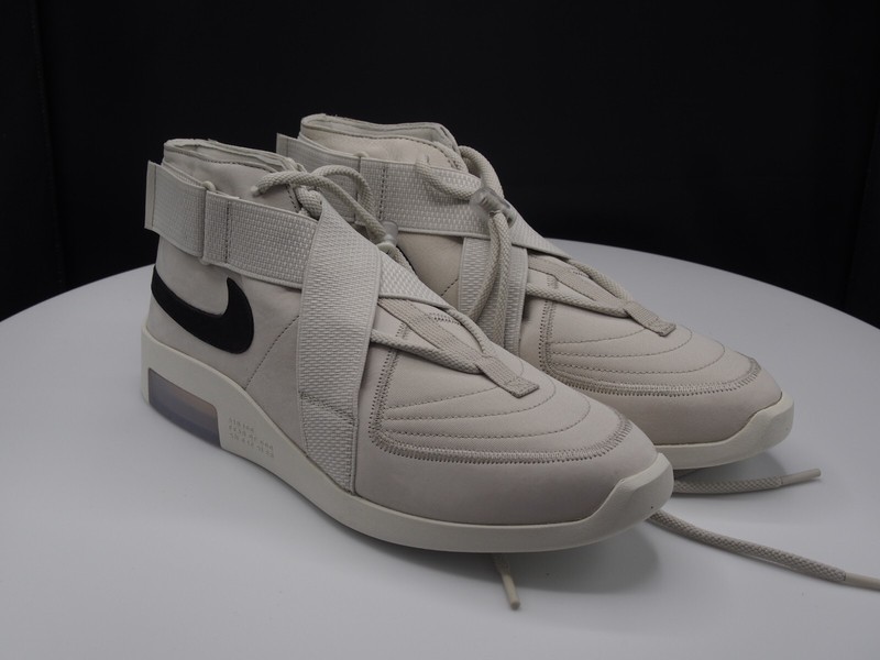 Nike x Fear of God Air Raid “Bone” AT8087-001 Men’s size 11 US