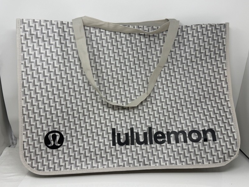Lululemon Reusable Shopping Gift Bag Yoga Tote 21″x14″ White Brown Print