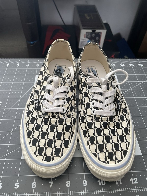 Vans Brain Dead x OG Authentic Lx Brain Dead – Size 8 Checkerboard