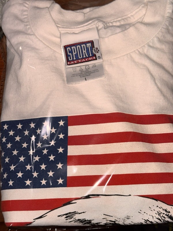 Vintage Remember 9-11 Eagle American Flag White Short Sleeve T-Shirt Size Medium gallery
