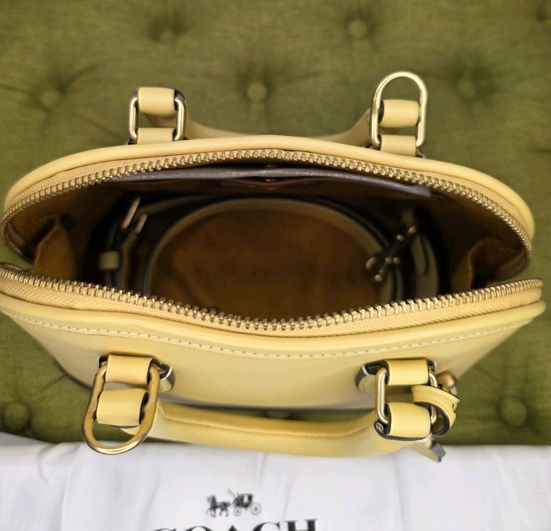 RARE COACH Revel 24 Glovetanned Leather 1941 Lock and Key! gallery