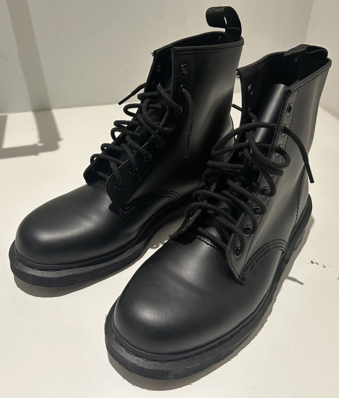 Doc Martens 1460 MONO Smooth Leather Lace Up Boots Black 11/M