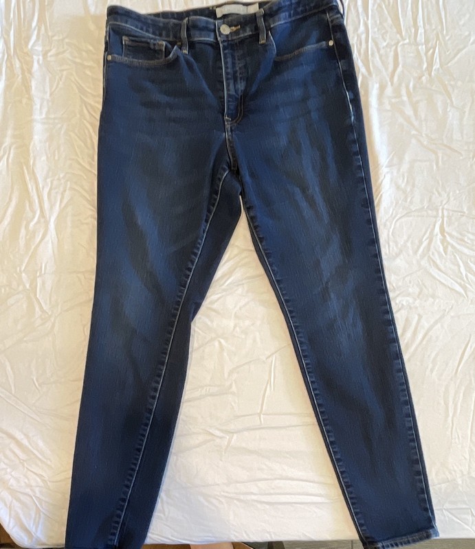 Athleta Women’s Blue Dark Wash Denim Skinny Jeans Slim Fit Mid Rise Sz 12