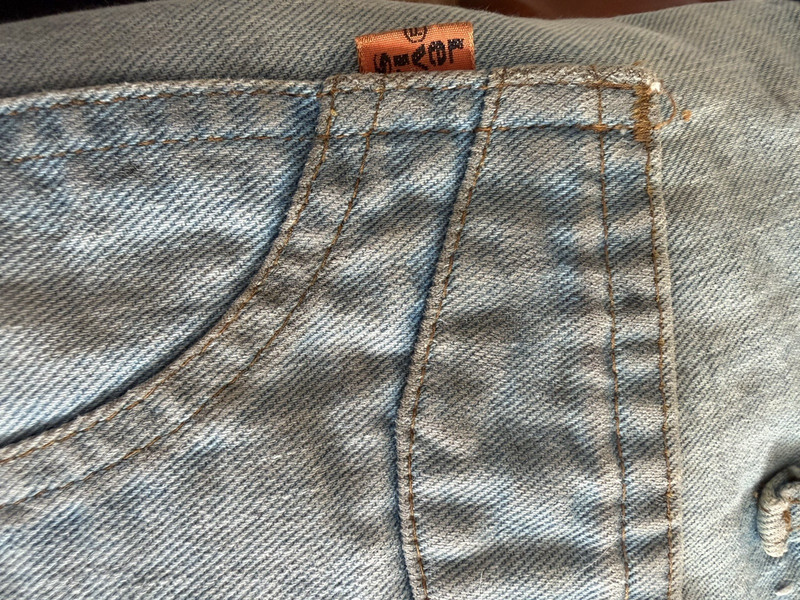 Levi’s FRESH PRODUCE vintage blue Denim Straight Fit 5-Pocket Jeans, stained