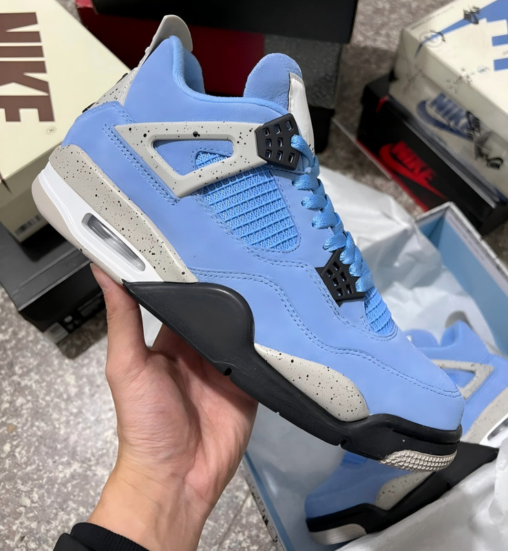 Jordan Air Jordan 4 Men’s Retro Mid Top Basketball Shoes Trainers
