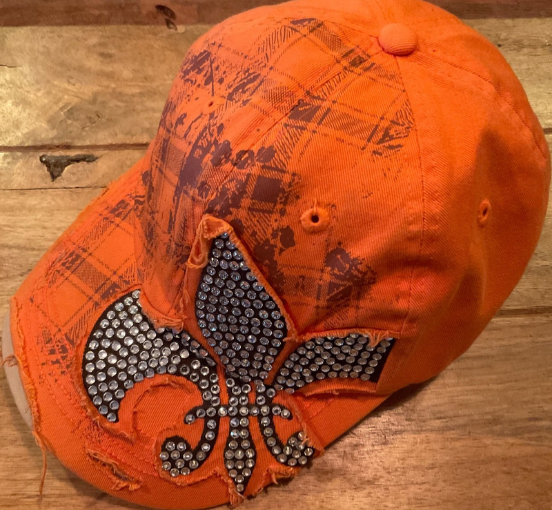 Y2K LEADER ORIGINAL VINTAGE DISTRESSED EMBELLISHED STRAPBACK HAT ( ADULT OS )